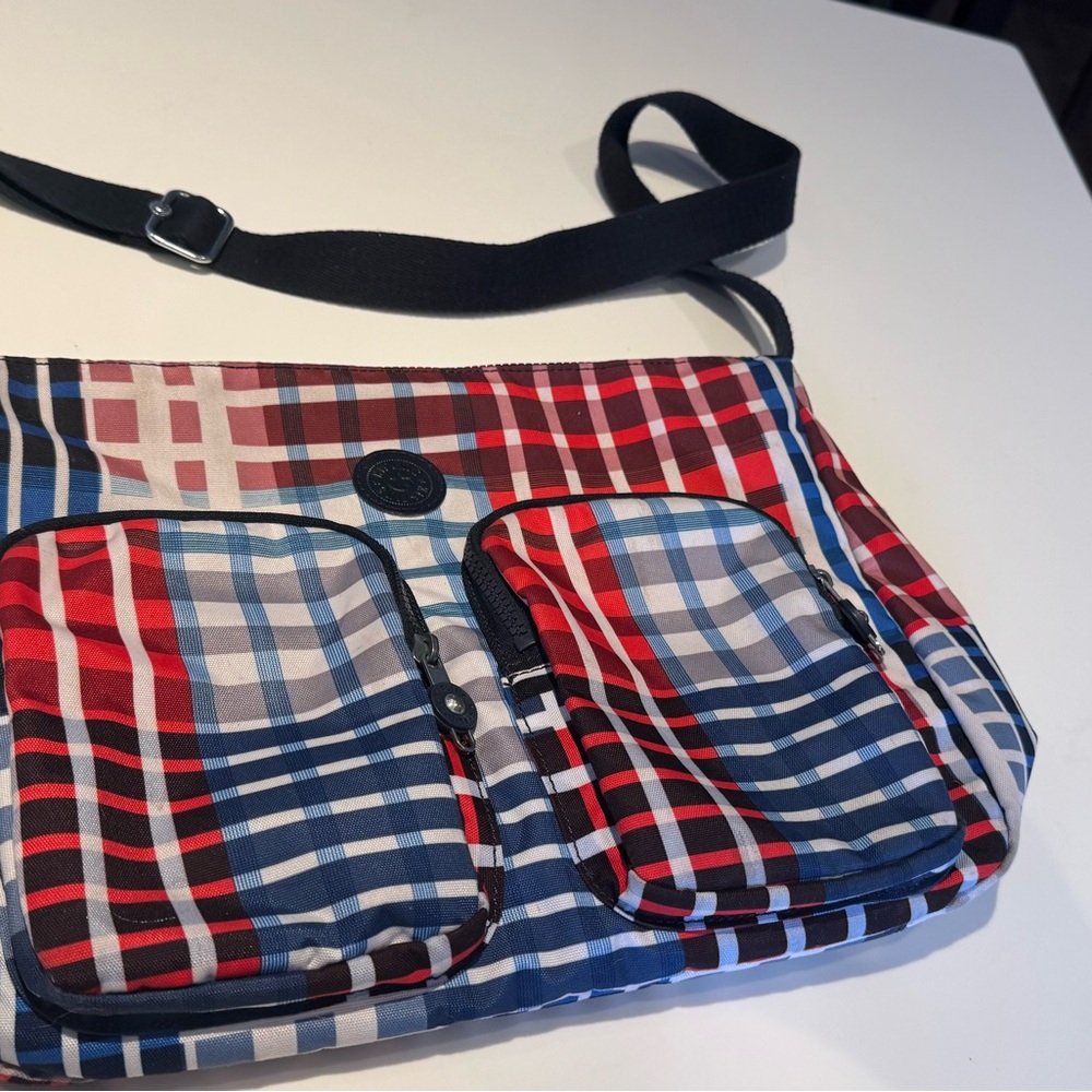 Kipenger messenger bag